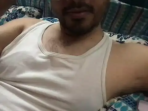 Snapshot of sundar85m chatting on 07/30/26, 05:23 sundar85m online show from 07/30/26, 05:23