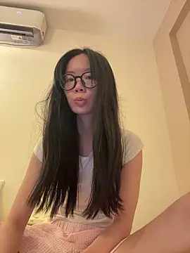 PetiteTight online show from 05/30/26, 01:06