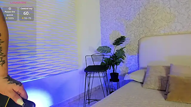 GabiSaenz  online show from 02/21/26, 11:23