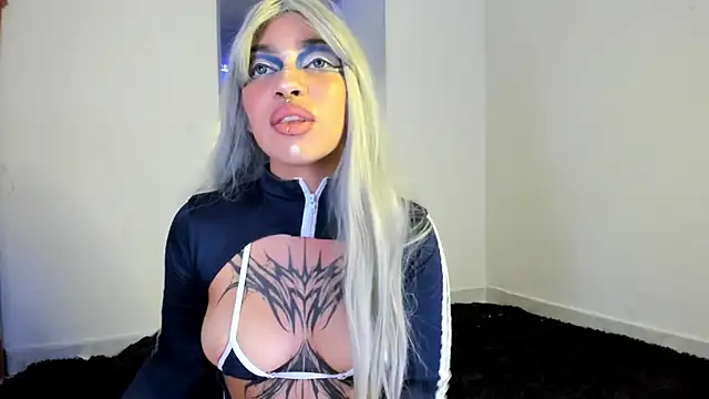 Ashnikko   online show from 01/14/26, 04:38