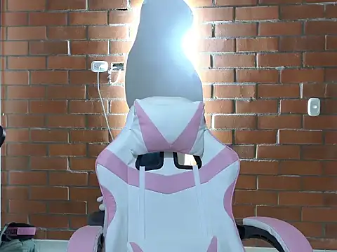 Daphne Grayy online show from 04/14/26, 10:31