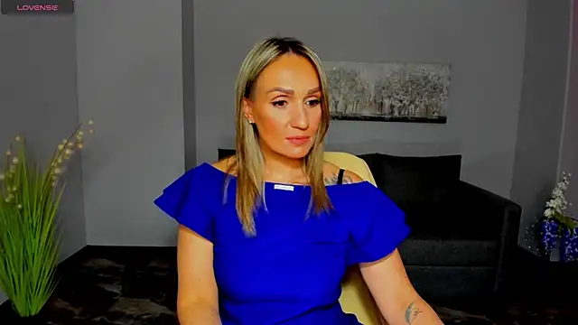 Alisa Allisen online show from 04/15/26, 12:10