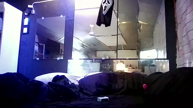 Bigbrowneyes25 online show from 03/01/26, 06:30