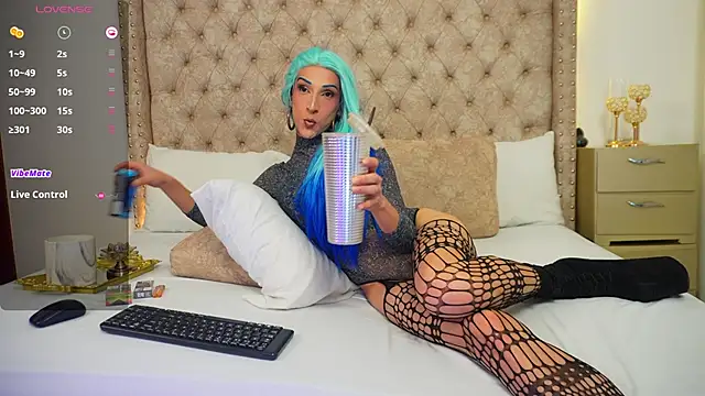 xkassandraxx online show from 04/13/26, 06:06