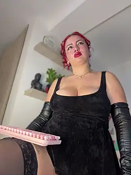 Talia Foxx online show from 04/10/26, 12:06