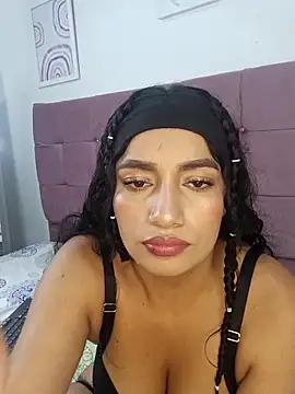 MiaKleinX online show from 03/01/26, 11:05