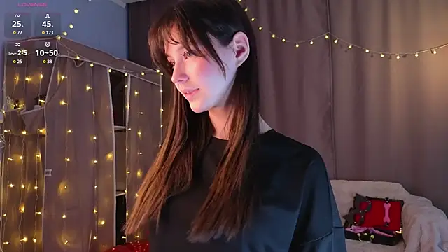 Snapshot of KiraYukimura chatting on 02/11/26, 01:49 KiraYukimura online show from 02/11/26, 01:49