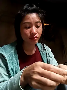 Hiniyk2 online show from 05/11/26, 04:36