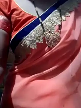 Snapshot of ramya_sri chatting on 01/17/26, 06:39 ramya sri online show from 01/17/26, 06:39