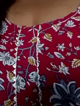 Snapshot of ramya_sri chatting on 02/13/26, 10:04 ramya sri online show from 02/13/26, 10:04