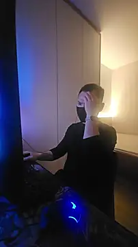 Snapshot of OnlyHand9x chatting on 02/03/26, 04:56 OnlyHand9x online show from 02/03/26, 04:56