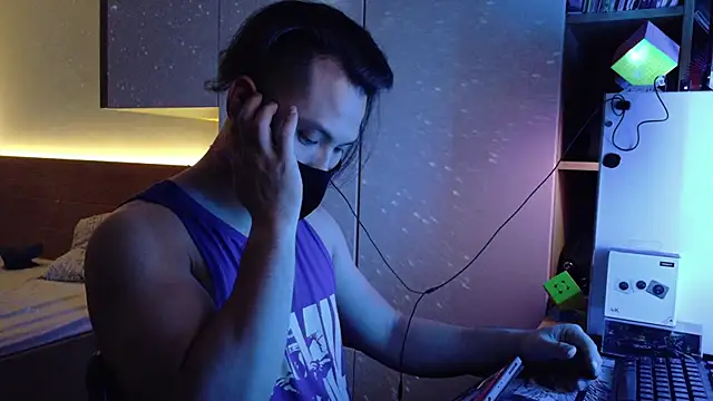 OnlyHand9x online show from 04/20/26, 03:24