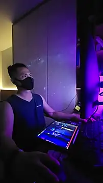 OnlyHand9x online show from 03/29/26, 05:36