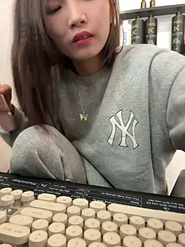 Navy Vina online show from 02/04/26, 05:35