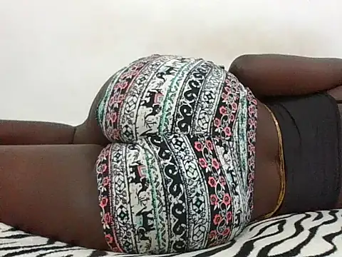 Snapshot of stripchatshaz chatting on 04/20/26, 04:08 stripchatshaz online show from 04/20/26, 04:08