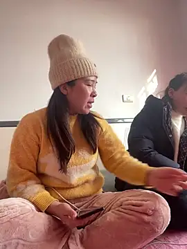 Faded pink online show from 01/06/26, 02:04