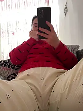 Faded pink online show from 01/18/26, 06:28