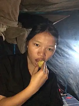 nanaa71 online show from 04/21/26, 09:16