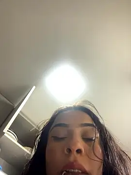 Lunnnaa777 online show from 01/12/26, 03:24