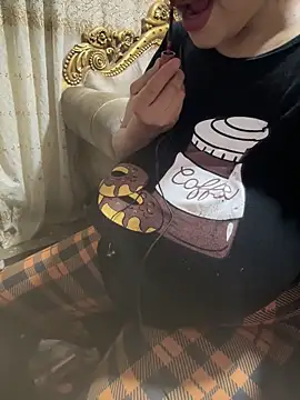 m235922 online show from 02/06/26, 01:23