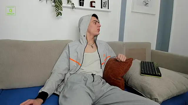 Iann Martinez online show from 01/14/26, 06:17