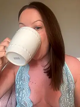 Snapshot of Nova-Vixen chatting on 01/10/26, 02:45 Nova-Vixen online show from 01/10/26, 02:45