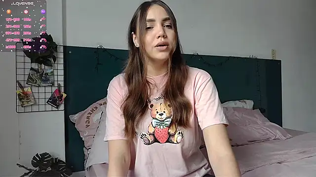 Snapshot of NebulaHavenn chatting on 02/09/26, 05:33 NebulaHavenn online show from 02/09/26, 05:33