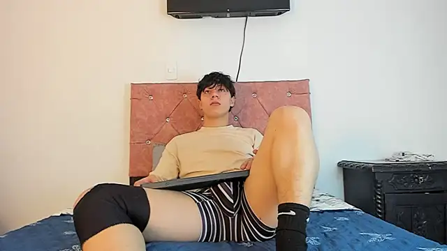 Liam saint online show from 01/06/26, 12:20