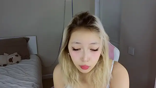 jasmilee online show from 03/05/26, 07:32