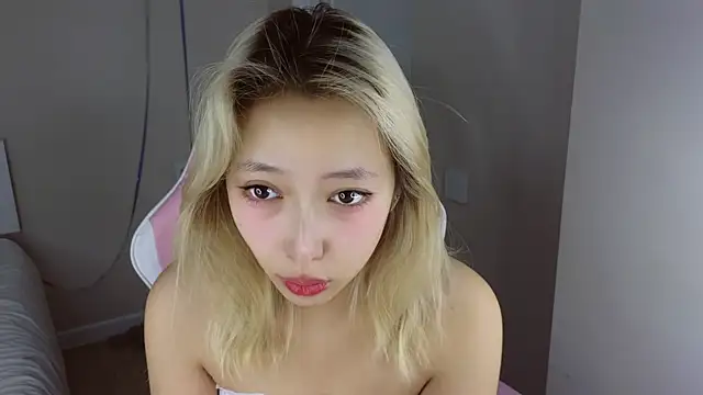 jasmilee online show from 03/11/26, 07:30