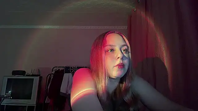 ZoraDearmon online show from 01/11/26, 07:10