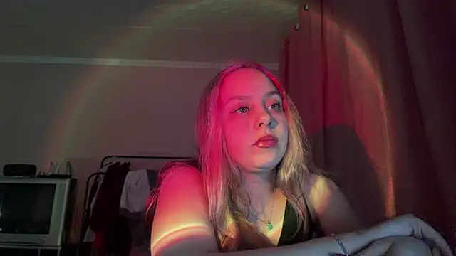 ZoraDearmon online show from 01/12/26, 09:31