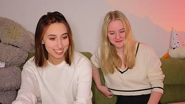 Mimipaws online show from 01/12/26, 07:53