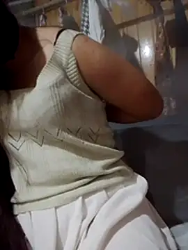 Snapshot of _Bong_02 chatting on 02/21/26, 01:57 Bong 02 online show from 02/21/26, 01:57