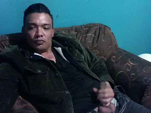Snapshot of latinomoreno95 chatting on 04/08/26, 01:51 latinomoreno95 online show from 04/08/26, 01:51