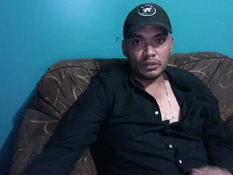 latinomoreno95 online show from 02/26/26, 01:05