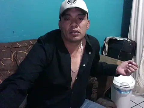 latinomoreno95 online show from 02/28/26, 03:55