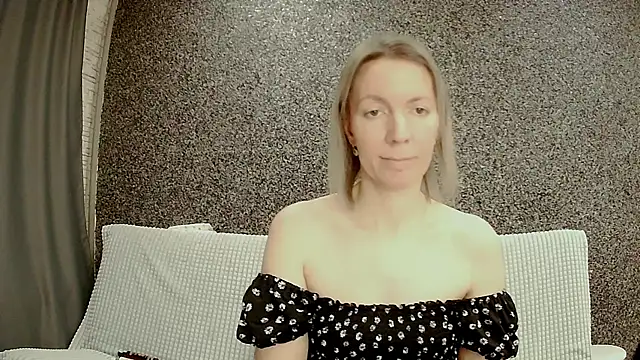 Amanda Luxe online show from 01/17/26, 03:10