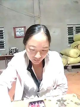 Snapshot of muamua99 chatting on 01/18/26, 01:47 muamua99 online show from 01/18/26, 01:47