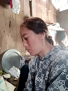 Snapshot of muamua99 chatting on 03/01/26, 04:34 muamua99 online show from 03/01/26, 04:34