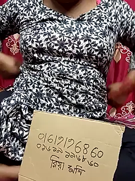 Riyamoni7485 online show from 04/27/26, 04:16