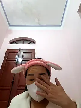 seduza-hyun online show from 01/06/26, 12:14