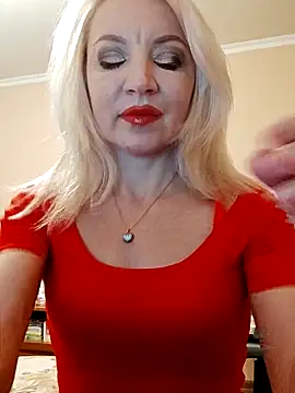 Snapshot of MiraStar984 chatting on 02/14/26, 04:51 MiraStar984 online show from 02/14/26, 04:51