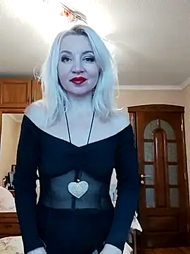 Snapshot of MiraStar984 chatting on 02/23/26, 02:06 MiraStar984 online show from 02/23/26, 02:06