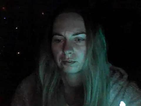 VikiLove765 online show from 01/13/26, 12:15