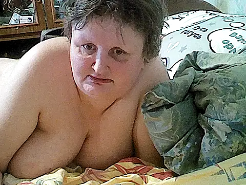 nataly4560 online show from 04/14/26, 04:45