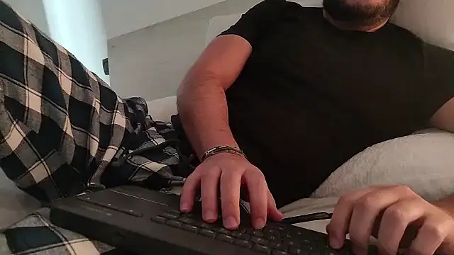 Reb born89 online show from 04/19/26, 08:15