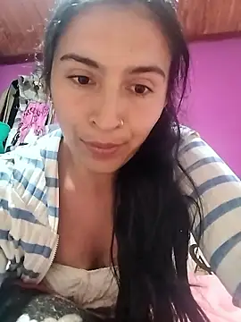 Snapshot of Emily_Gree chatting on 01/07/26, 10:04 Emily Gree online show from 01/07/26, 10:04