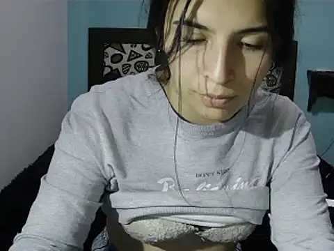 Emily Gree online show from 05/16/26, 01:37