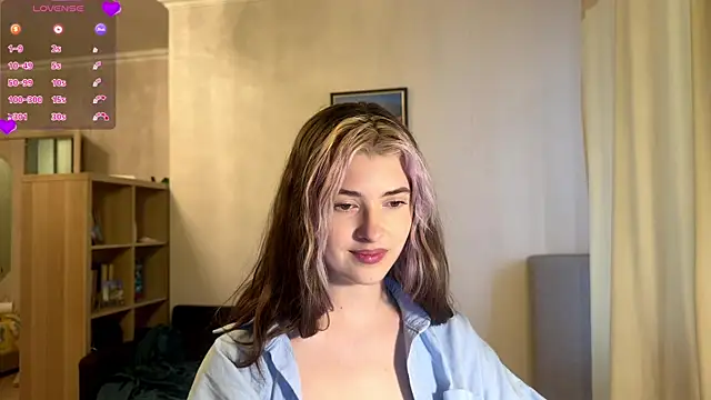 Dia DeAmas online show from 04/28/26, 02:43